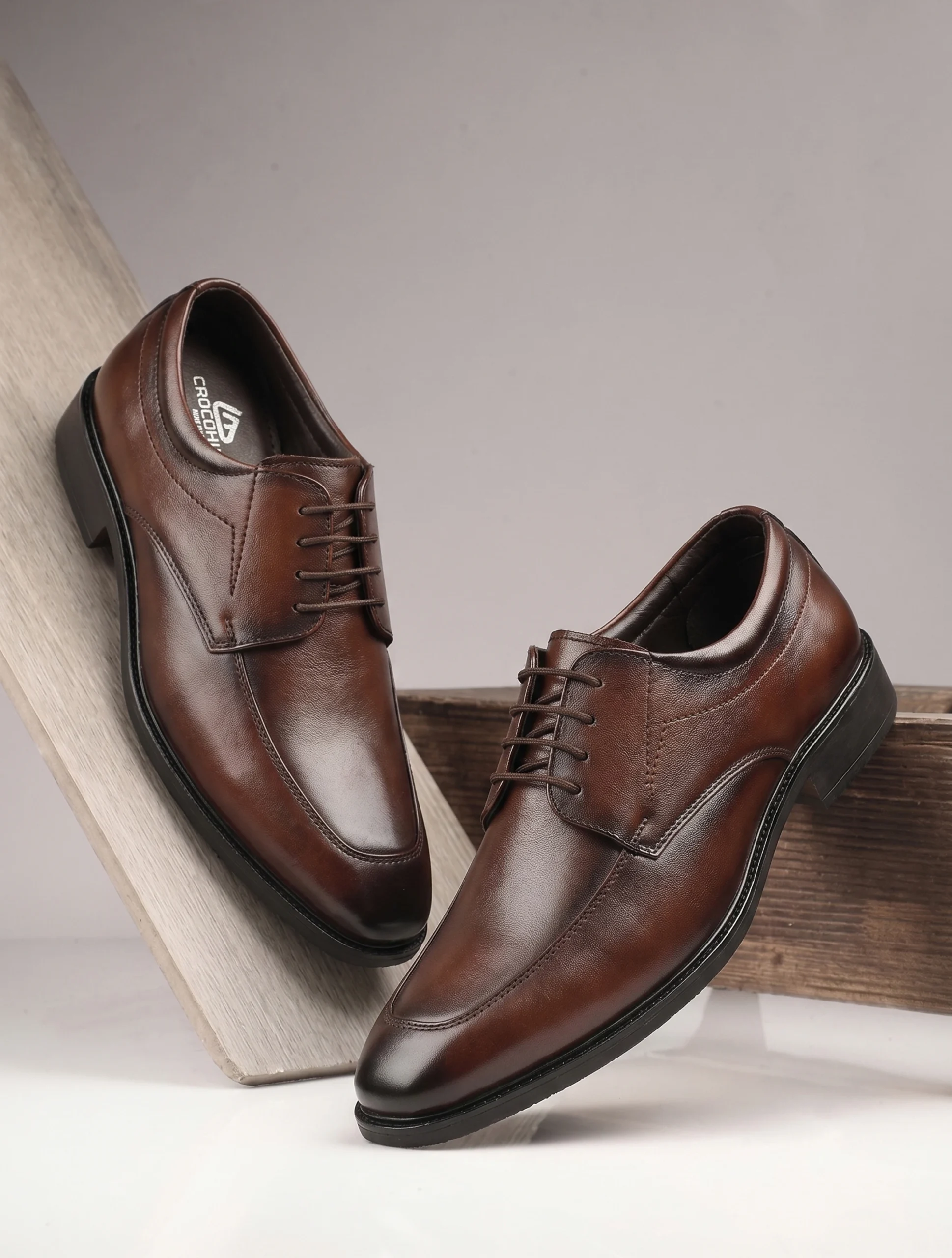 Crocohill Men's Premium Leather Apron Toe Formal Shoes - Comfortable Lace-Up Executive Dress Shoes in Black, Brown, Tan